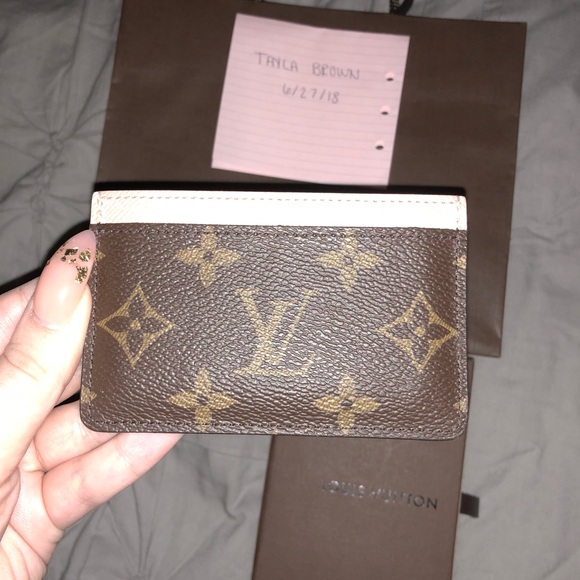 louis vuitton monogam card holder in rose nacre - Picture 2 of 7